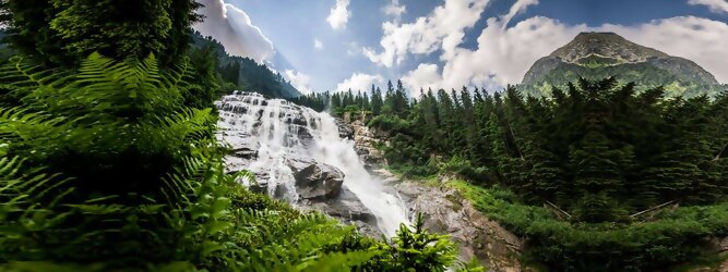 Trip Flüge - imposantes Naturschauspiel & Energiequelle in Österreich | beeindruckende, imposante Wasserfälle sind beruhigend & bringen Abkühlung an Sommertagen